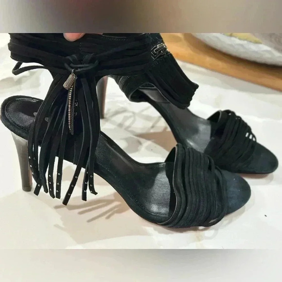 Black Coach Heels - size 10 B - Picture 2 of 11